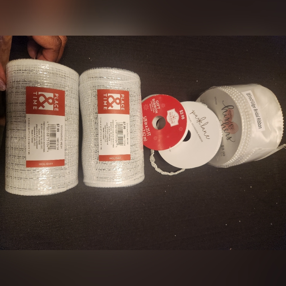 Lot of 5 white ribbons